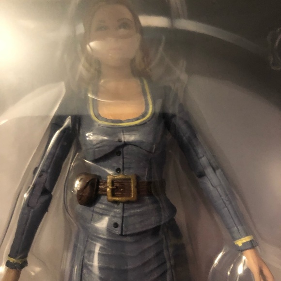 Westworld Dolores Abernathy Action Figure NIB - Picture 2 of 5